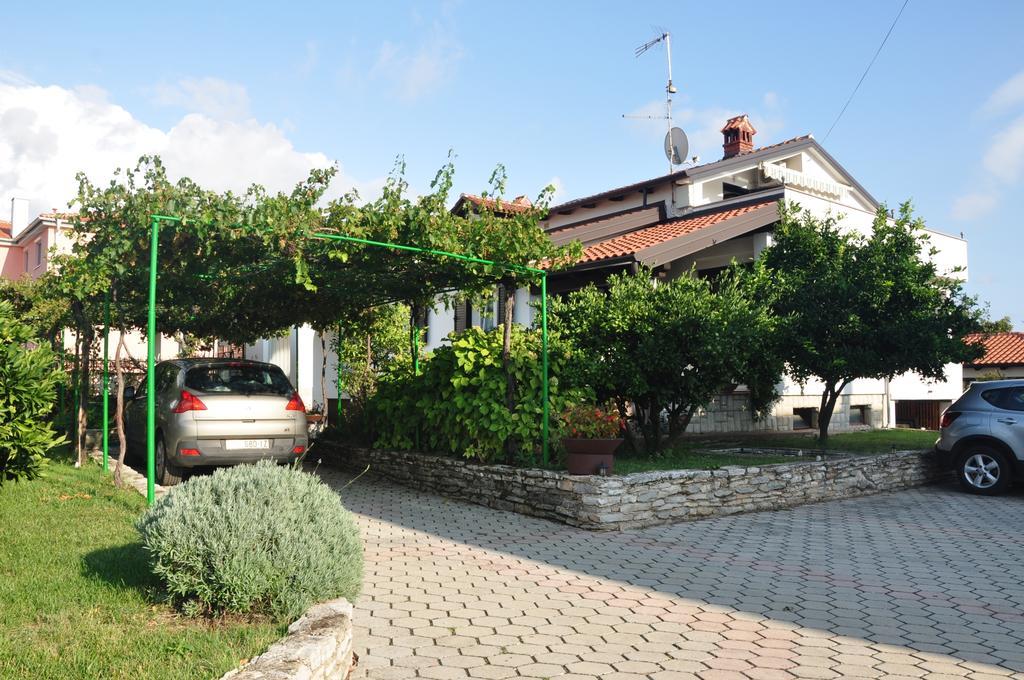 Franko Apartmani Замбратия Экстерьер фото